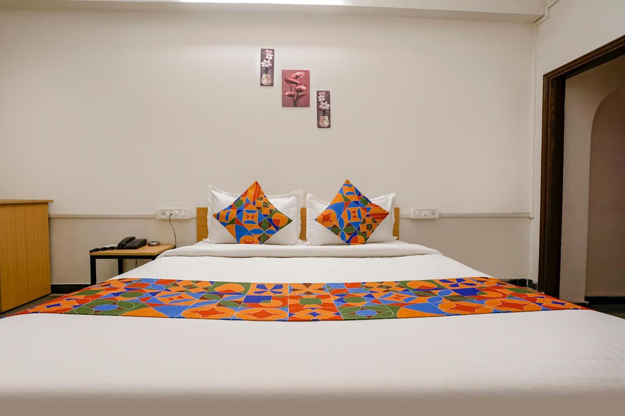 Fabhotel Saubhagya Inn Nashik Eksteriør billede